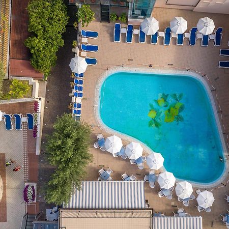 Hotel Garda Bellevue 리몬네술가르다 외부 사진