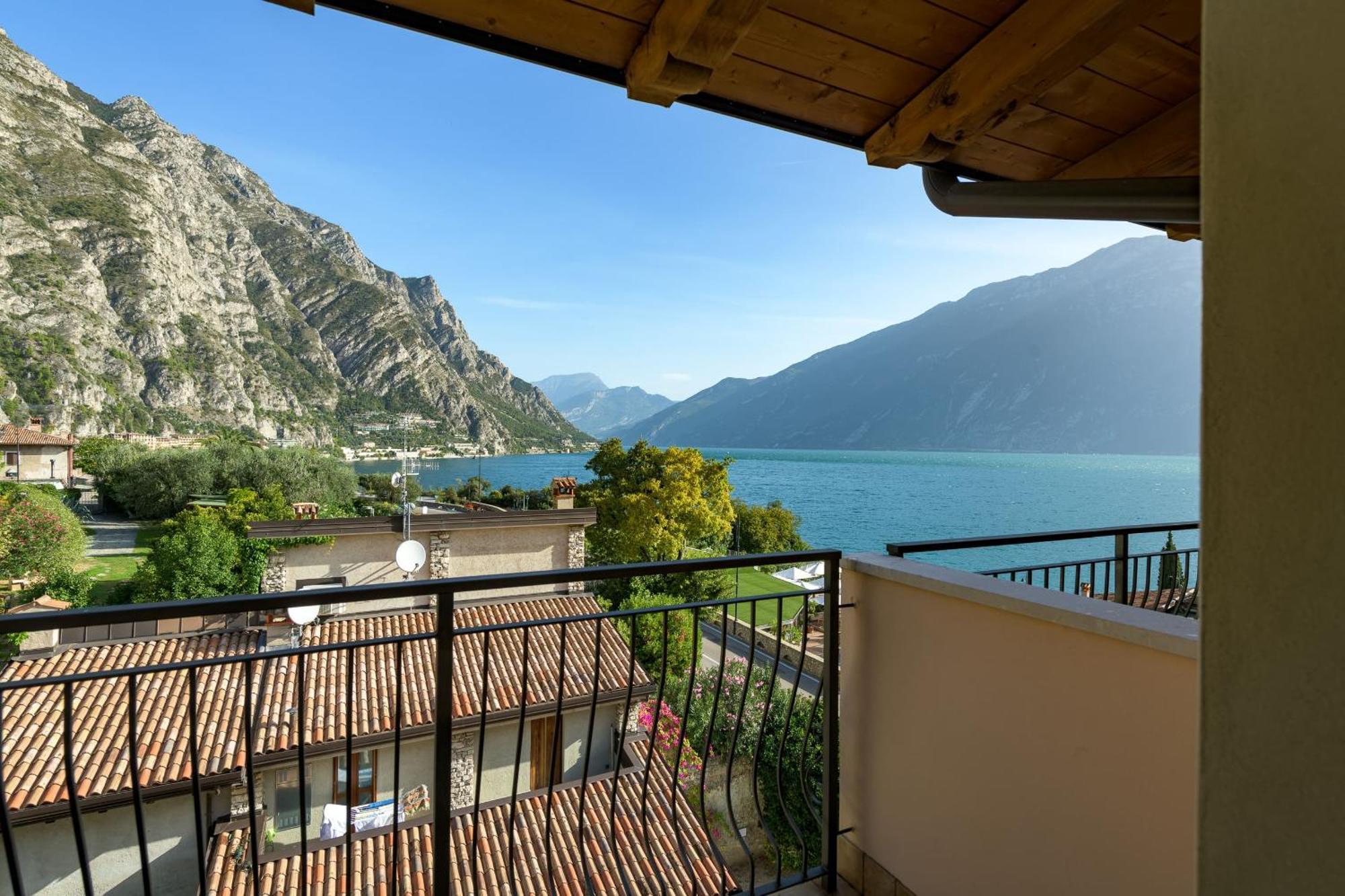 Hotel Garda Bellevue 리몬네술가르다 외부 사진