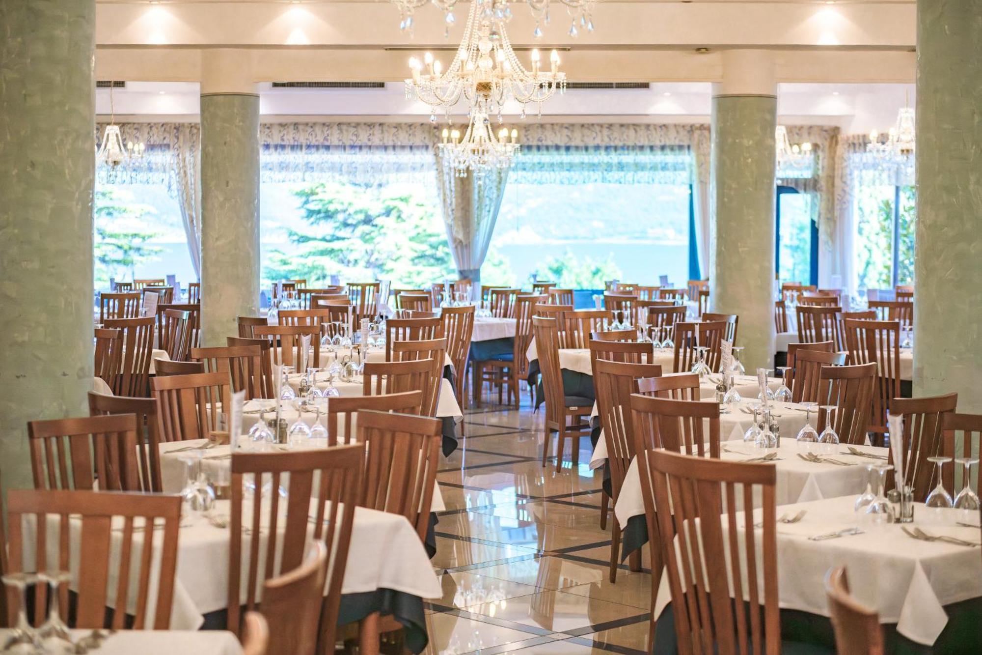 Hotel Garda Bellevue 리몬네술가르다 외부 사진