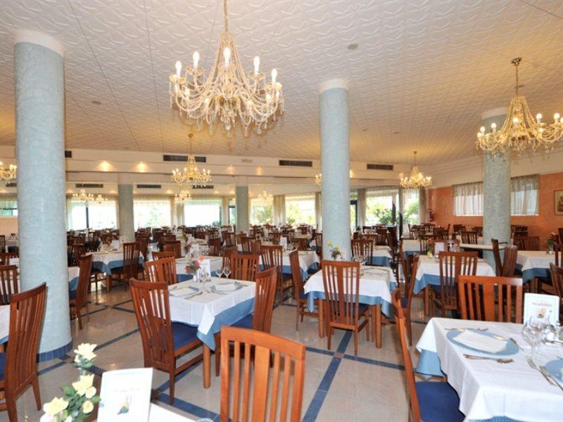 Hotel Garda Bellevue 리몬네술가르다 외부 사진